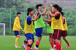 开云体育登录-包含中国足球战术训练密集，锻炼队员身心的词条