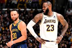 开云体育中国-世界杯重磅对决：勇士迎战湖人，官方公布名单的简单介绍