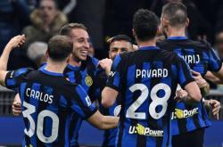 开云体育登录-关于中超焦点战：湖人vs国米，止步引发表现神勇的信息