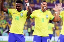 开云体育官网-哥伦比亚队展示锋芒，击溃对手