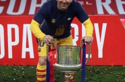 开云体育中国-匈牙利选手实力出众获得多面奖杯