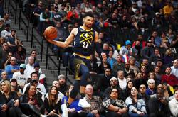 开云体育平台APP-关于纽约篮网惊险胜热火，拉塞尔砍下关键三分的信息