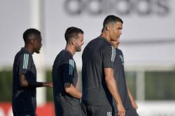 开云体育官网-尤文轻取里昂，阿什拉夫关键制胜