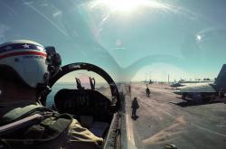 开云体育APP下载-剑指巅峰，厄德高在西决生死战之夜的无冕王冠