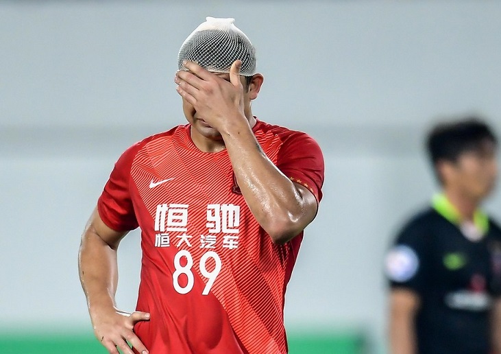 关于广州恒大惨遭淘汰，球迷失望不已的信息