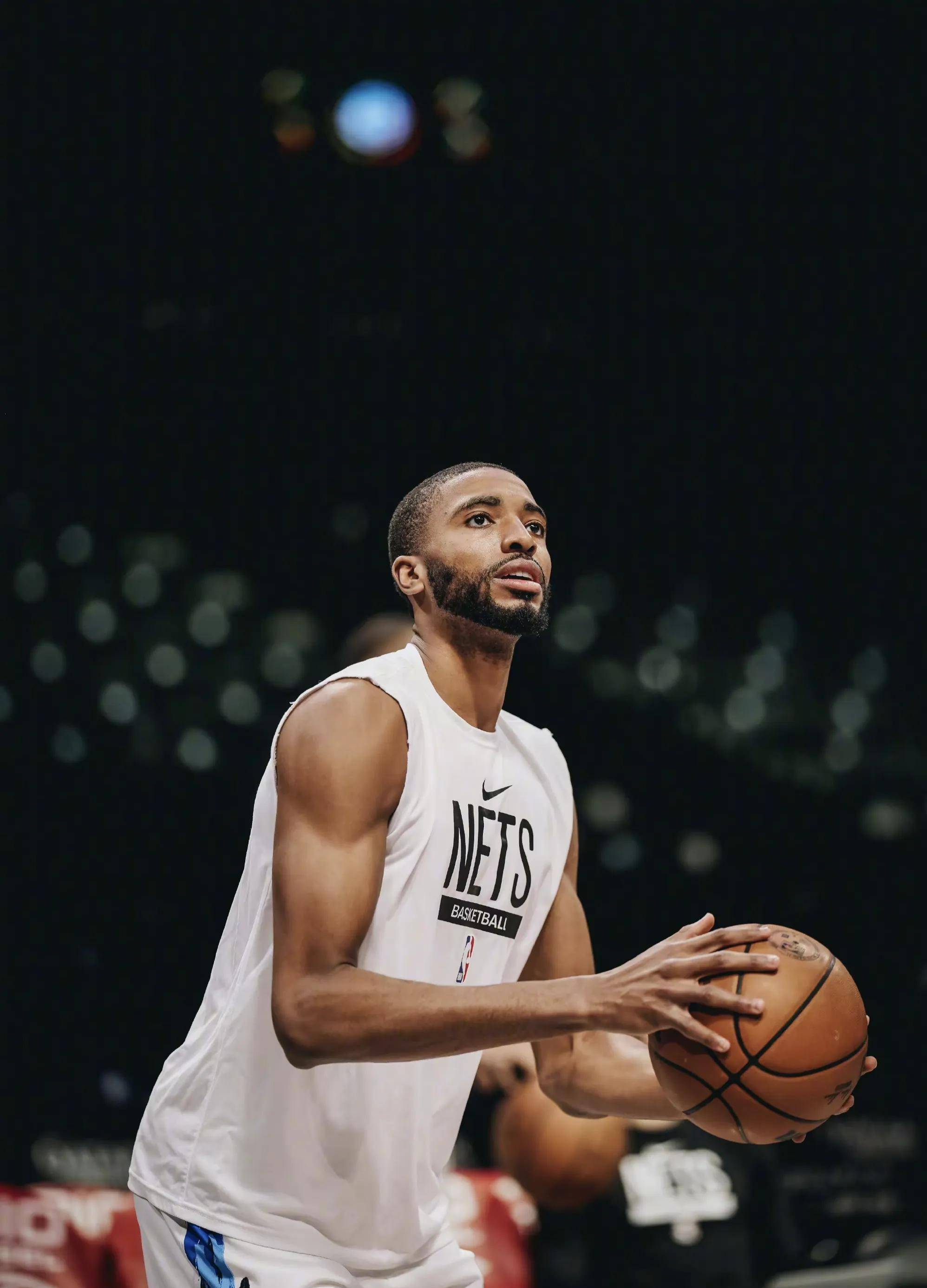 篮网主帅战术变革获得成功，球队斩获胜利