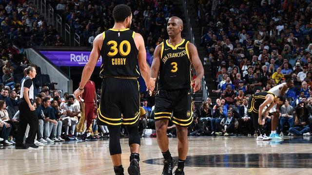 包含NBA小组赛落幕，强队悉数晋级的词条