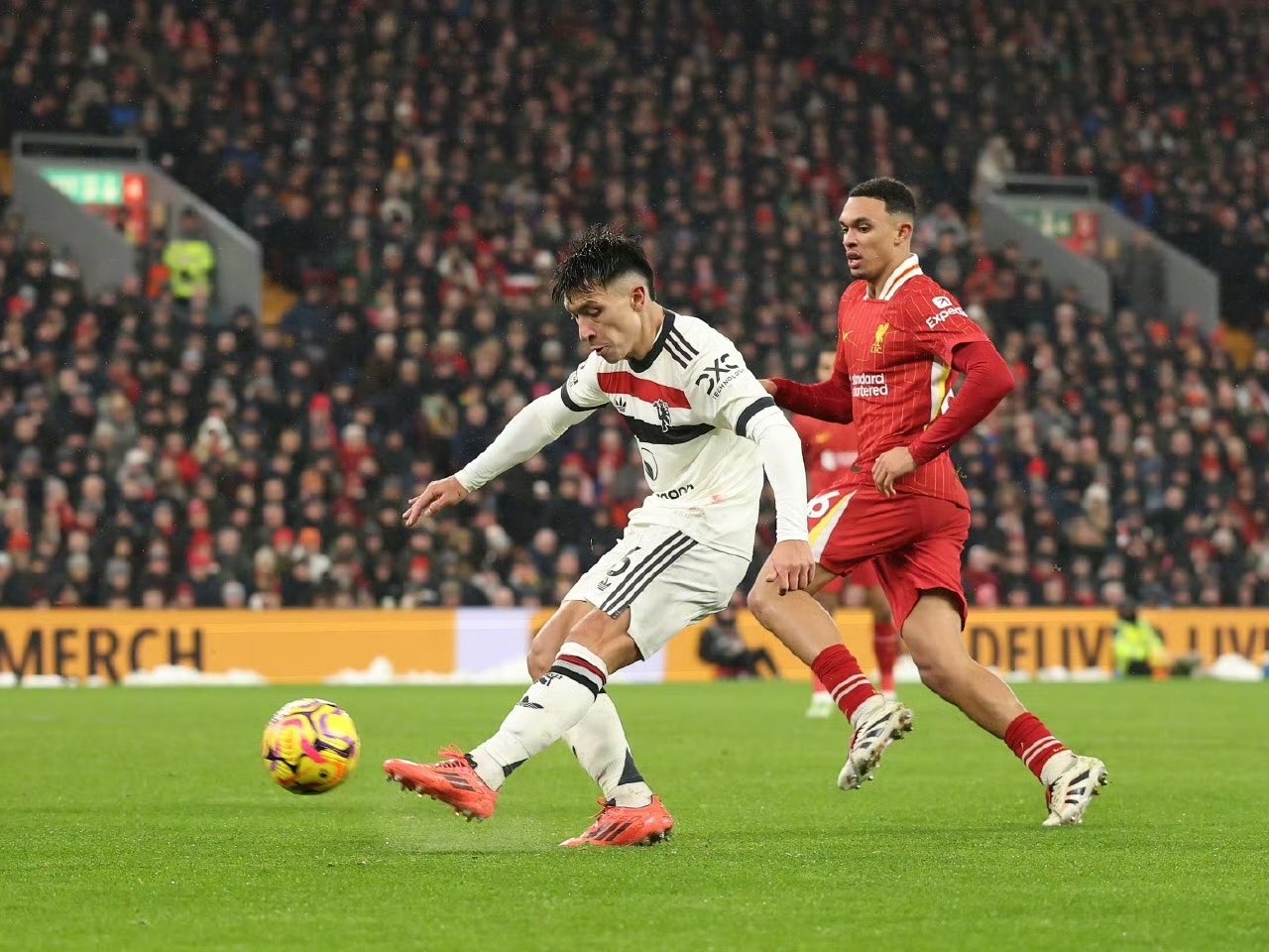 利物浦强势曼城，弗拉霍维奇送出助攻