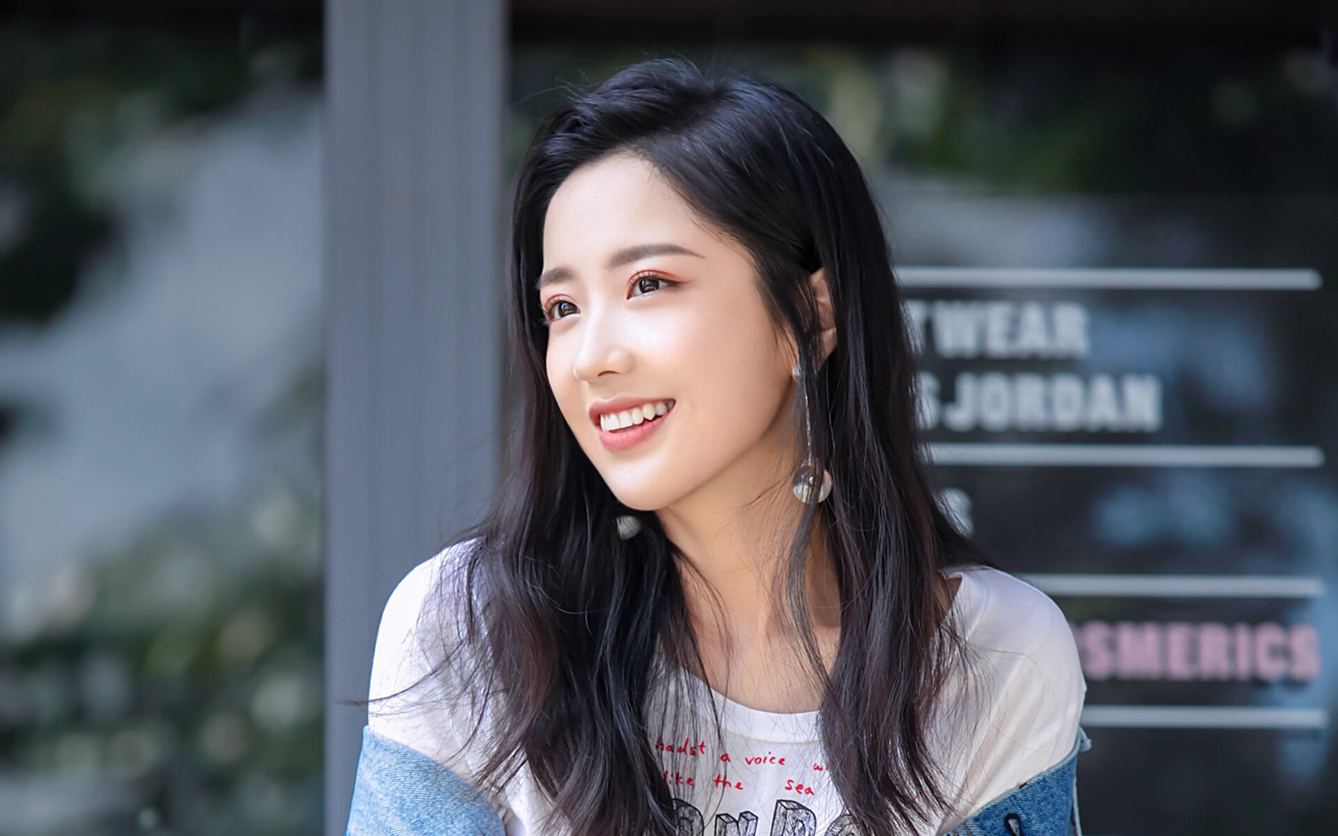 跨界狂飙，北京队大胜灰熊，拉文F1街道赛称王