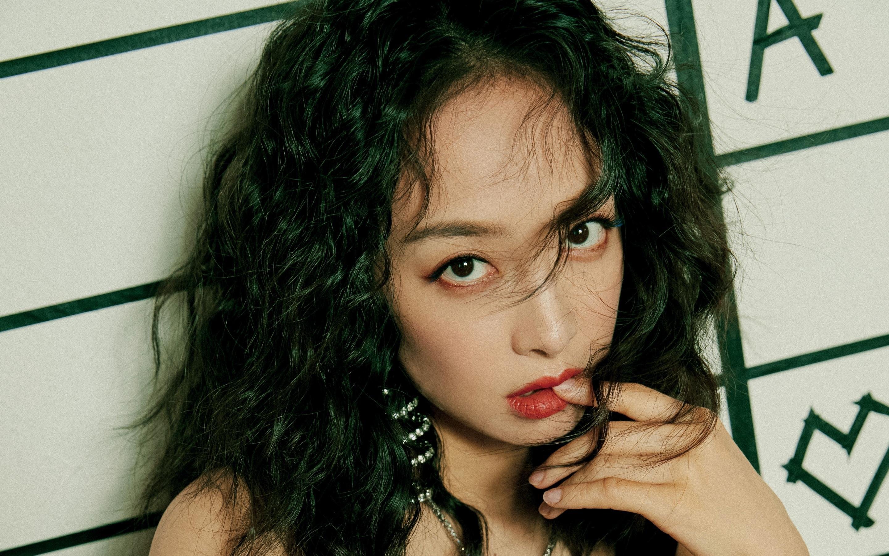 逆境中的涅槃，阿克压力下爆发引领奥地利淘汰赛力克卡塔尔