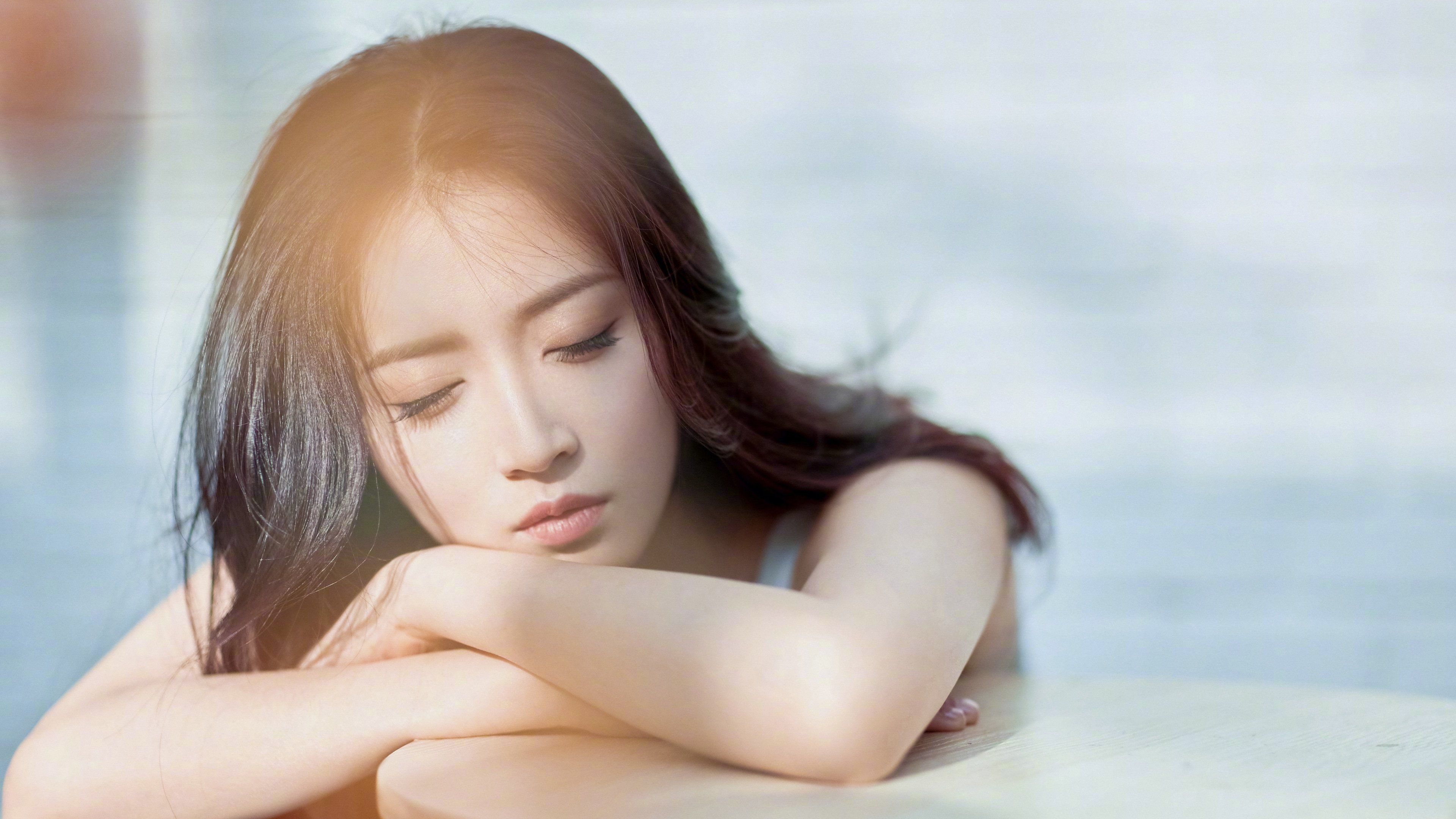 黄蜂振翅刺破公牛悬念，浓眉关键表现定乾坤