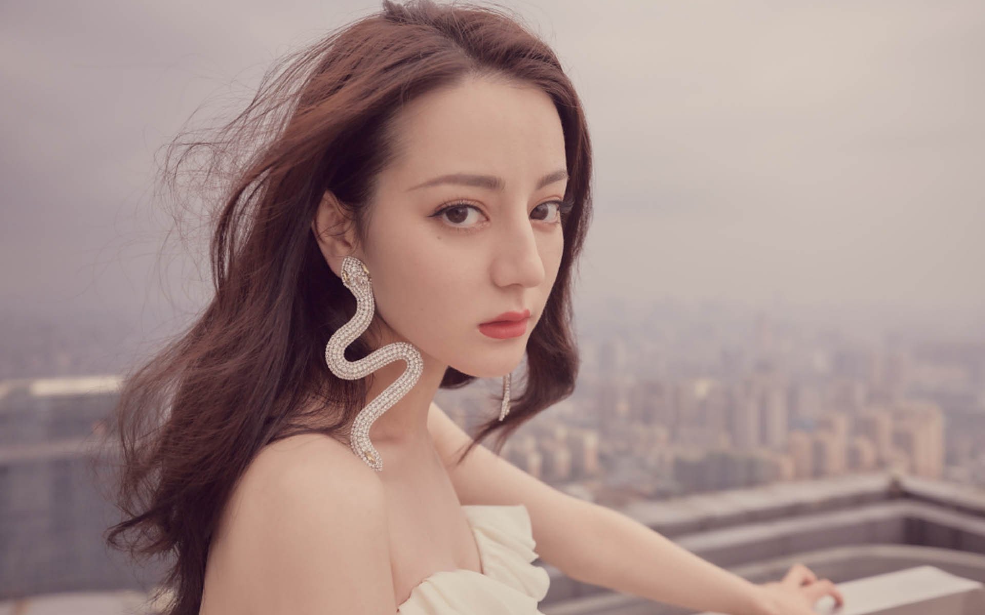 跨越地域的足球悬念，意甲的宿命对决与亚洲之光的意外璀璨