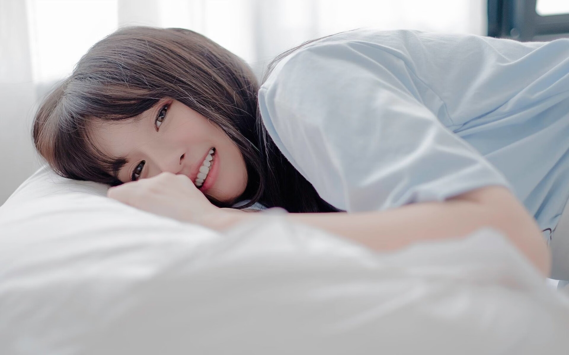 骑士主场迎战尼克斯，锡安无解表现摧枯拉朽