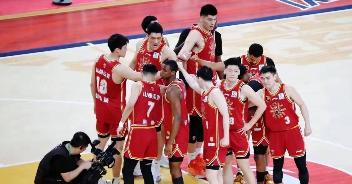 班凯罗进攻端无人可挡，新疆队强势晋级山西队