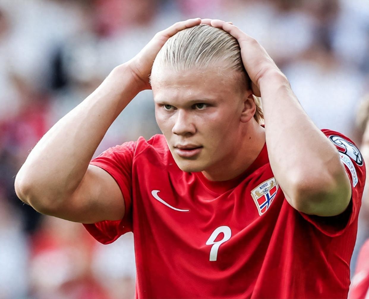 哈兰德完成里程碑，瑞典爆冷尼斯